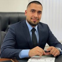 Брокер