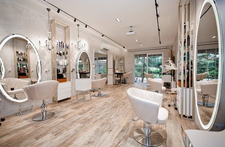 Красивый, молодёжный, дерзкий: продан уникальный готовый бизнес салона красоты