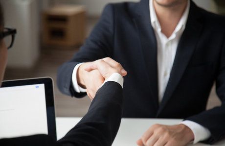 Как продать бизнес в СПб максимально быстро: ваши возможности с рекламным договором Бизнес Бюро