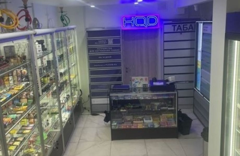 Фото 3 Табачный магазин на пешеходном трафике рядом с метро.