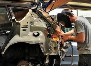 Кузовной цех в центре Москвы  