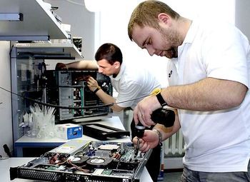 Суперприбыльный Сервисный центр. Чистая прибыль 250 тыс. руб.