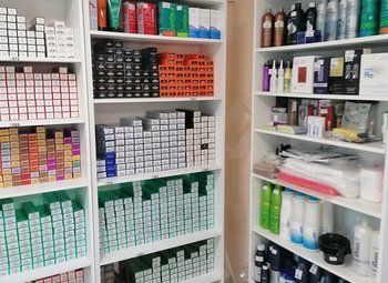Фото Крупная сеть розничных магазинов проф. косметики по России