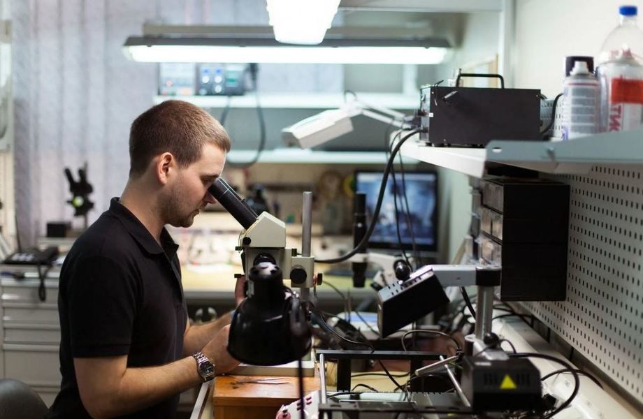 Сервисный центр по ремонту телефонов и техники