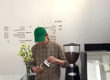 Фото Новая кофейня на первой линии рядом с метро
