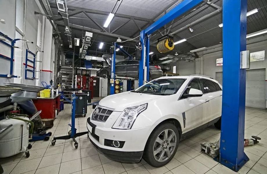 Автосервис на четыре подъемника с шиномонтажом