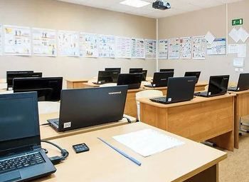 Юридическое лицо с образовательной лицензией