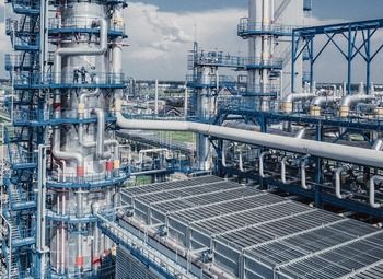 НПЗ с ежегодным объемом переработки - более 1 200 000 тонн