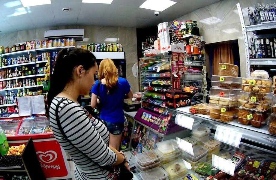 Магазин продуктов / Топовая локация / Первая линия / Яркая вывеска