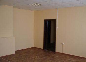 Помещение свободного назначения рядом с выходом из метро