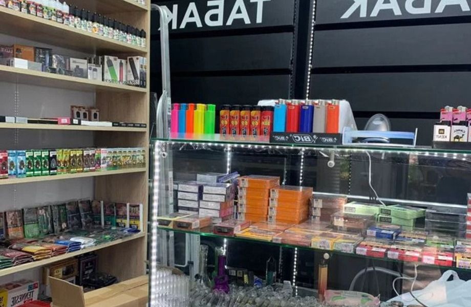 Фото 1 Табачный магазин рядом с институтом