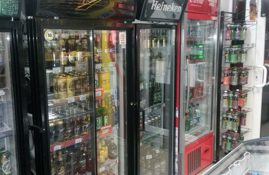 Фото 1 Продуктовый магазин в густонаселённом районе
