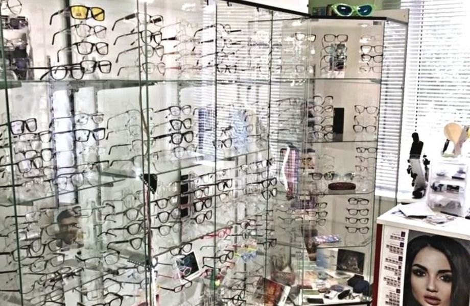 Оптика в районе Отрадное 