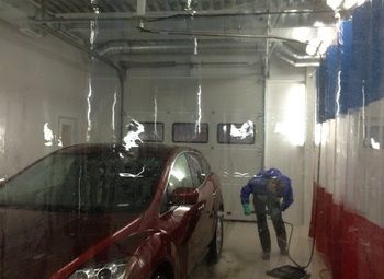 Фото Мойка на постоянно текущем трафике/сотрудники готовы продолжить работу