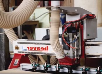 Производство мебельных фасадов и облицовки металлических дверей