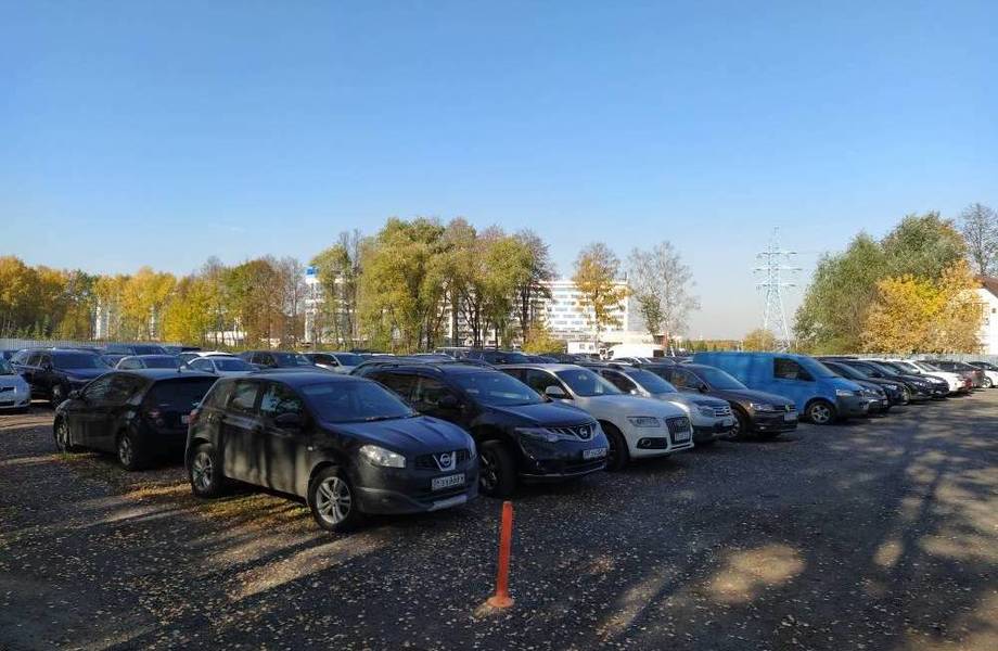 Фото 1 Земля под легковую автостоянку / Долгосрочная аренда