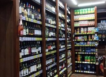 Алкомаркет в густонаселенном райное