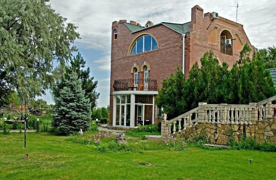 Загородный гостевой дом в собственность / Площадь участка 1 600 м2