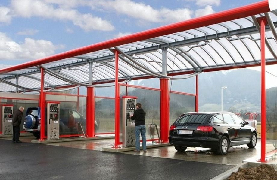 Фото 1 Автомойка на первой линии / 8 постов