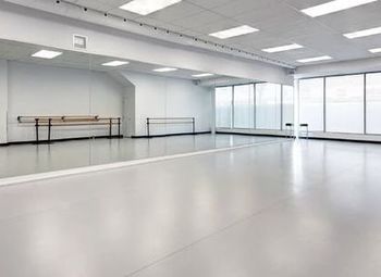 Фото Спортивная студия с множеством направлений