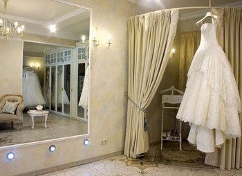 Фото 2 Салон свадебных и вечерних платьев в центре