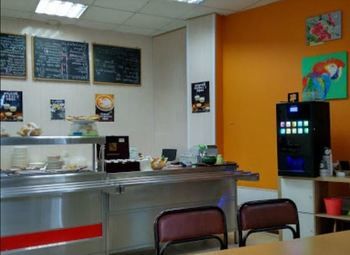 Пансионат с собственной столовой на первой линии набережной Невы