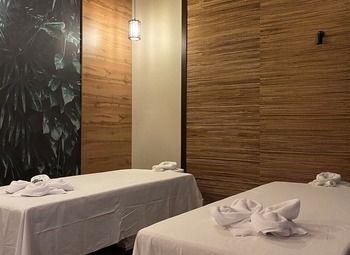 Фото 3 СПА-салон с мед. лицензией / Штат укомплектован