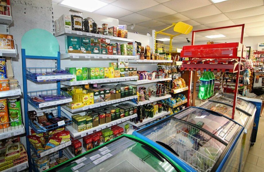 Фото 2 Продуктовый магазин в шаговой доступности у метро