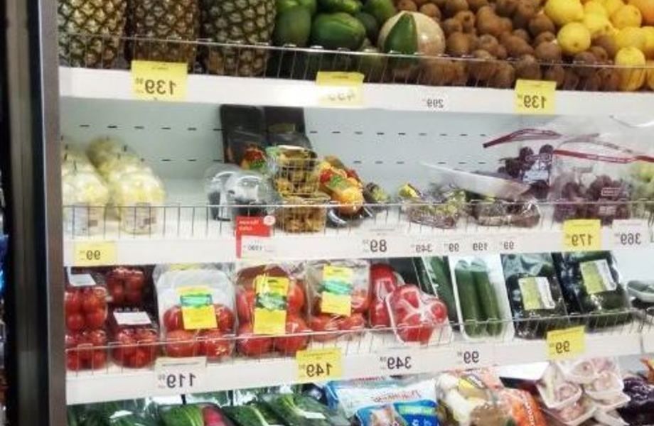 Продуктовый магазин с алкогольной лицензией на Васильевском Острове