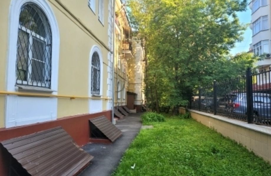 Фото 1 Помещение в собственность с арендаторами
