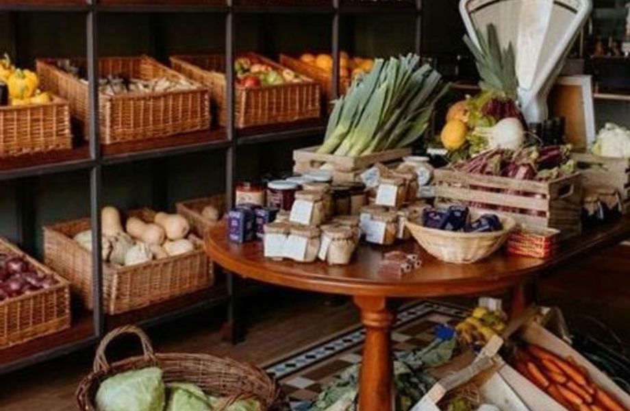 Продуктовый магазин / Широкий ассортимент / 3 года
