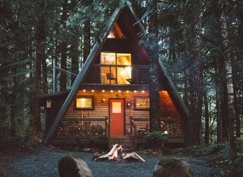 Дом отдыха рядом с территорией комплекса Игора