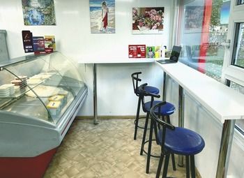 Фото Точка продажи шаурмы, шашлыка,