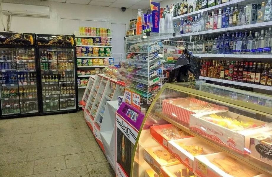 Продуктовый магазин в спальном районе/высокая проходимость