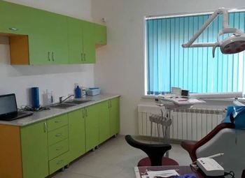 Стоматология в спальном районе Красногорска в собственность
