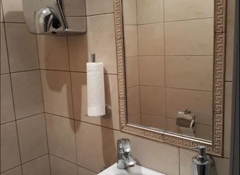 Стоматология в спальном районе Красногорска в собственность