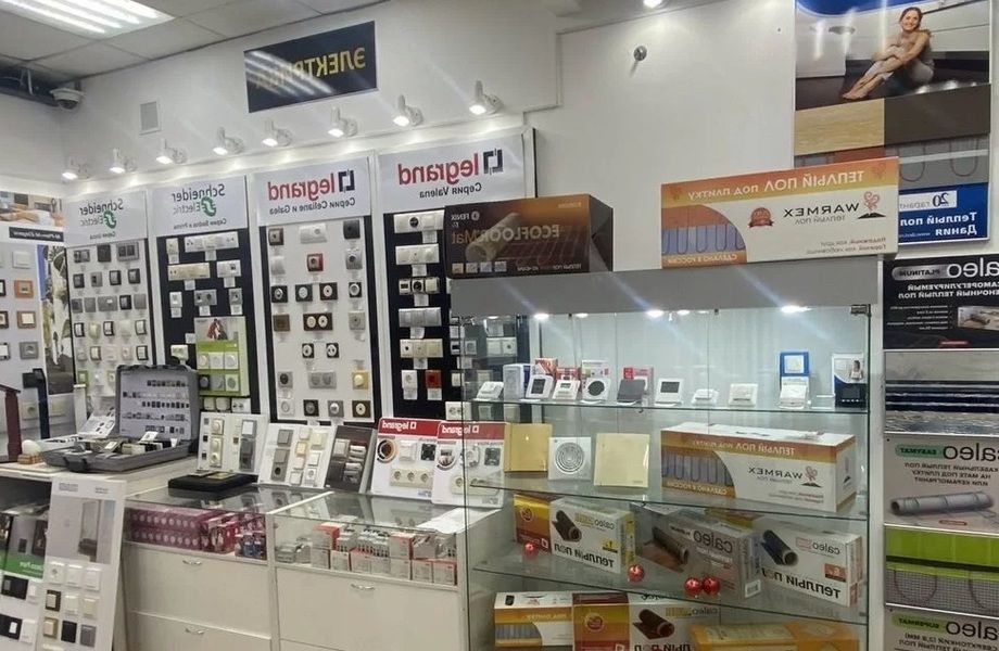 Фото 1 Строительный магазин на 1 этаже в ТЦ