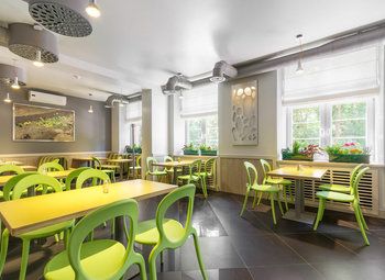 Кафе-столовая в БЦ / Низкая аренда