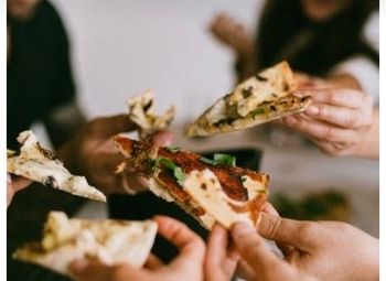 Кафе итальянской домашней пиццы на фудкорте