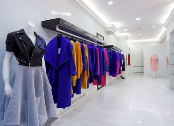 Фото 2 Магазин женской одежды / Топ локация