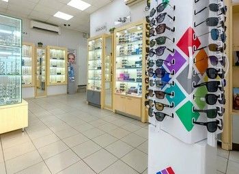 Фото Салон оптики с проверкой зрения.