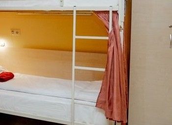 Фото Хостел на 60 мест в Шушарах