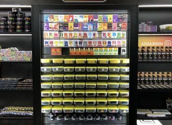 Табачный магазин испарителей в элитном районе 