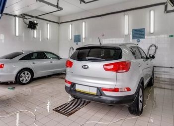 Автомойка в центре на 6 постов / аренда долгосрочная
