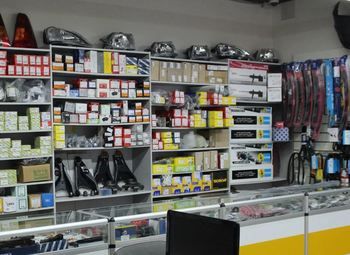 Магазин автозапчастей на востоке города