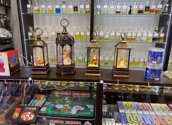 Табачный магазин / Магазин мобильных аксессуаров и парфюмерии