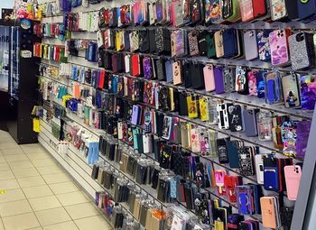 Табачный магазин / Магазин мобильных аксессуаров и парфюмерии