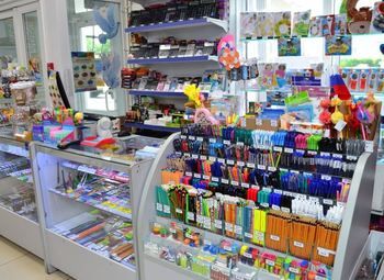 Магазин канцелярских принадлежностей / Первая линия