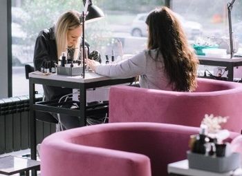 Маникюрный салон с высоким рейтингом и клиентской базой
