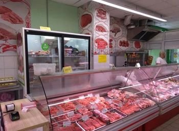 Мясной отдел в спальном районе на юге города